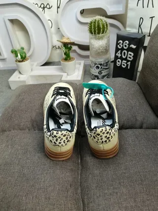 Adidas 米色 黑色 豹纹叠加 麂皮鞋面 休闲运动鞋 8
