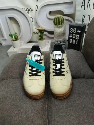 Adidas 米色 黑色 豹纹叠加 麂皮鞋面 休闲运动鞋 10