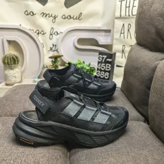 Adidas Black Gray Chunky Sole Mesh Upper Casual Sandals