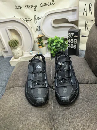 Adidas Black Gray Chunky Sole Mesh Upper Casual Sandals 10