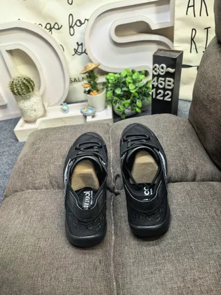 Adidas Sandalias Casuales Negro Gris con Dedo Abierto y Cordones 8