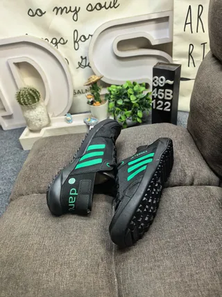Adidas Sandalias Casuales Negro Gris con Dedo Abierto y Cordones 16