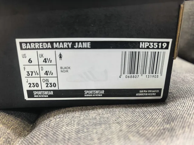 Adidas 黑色三条纹无系带芭蕾平底鞋 2
