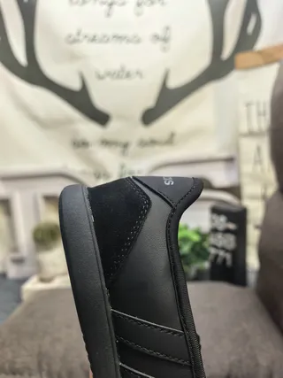 Adidas 黑色三条纹无系带芭蕾平底鞋 3
