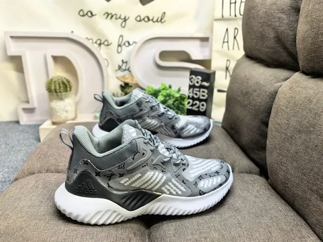 Adidas Tênis Lifestyle Marrom Dourado Monograma Malha Superior Sola Media Esculpida Em Camadas 21