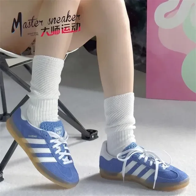 Adidas Gazelle 皇家蓝麂皮生活款运动鞋 2