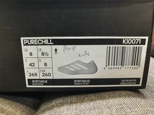 Adidas Gris Noir Côtelé Monolithique Supérieur Sans Lacets Slip-On Lifestyle Sneakers 2