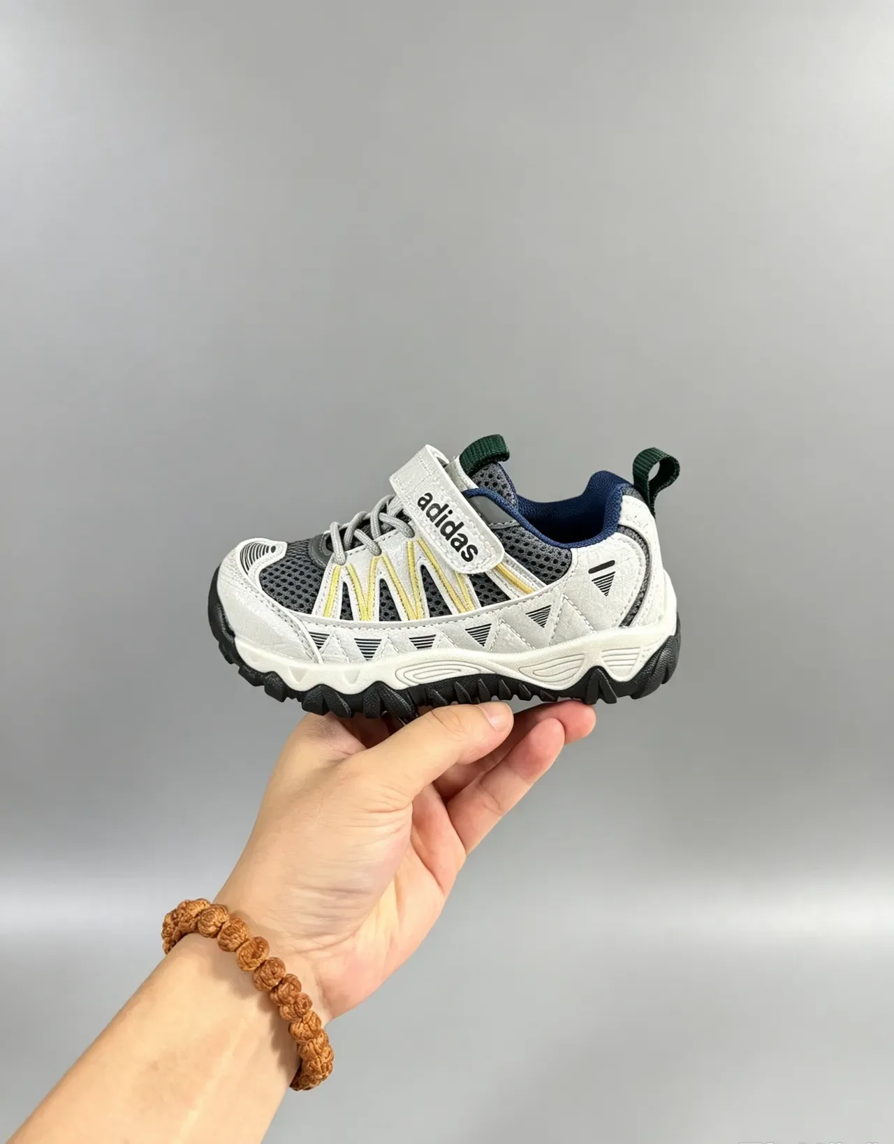 أديداس أطفال بدون أربطة Velcro نمط المسار أسلوب الحياة أحذية رياضية 6