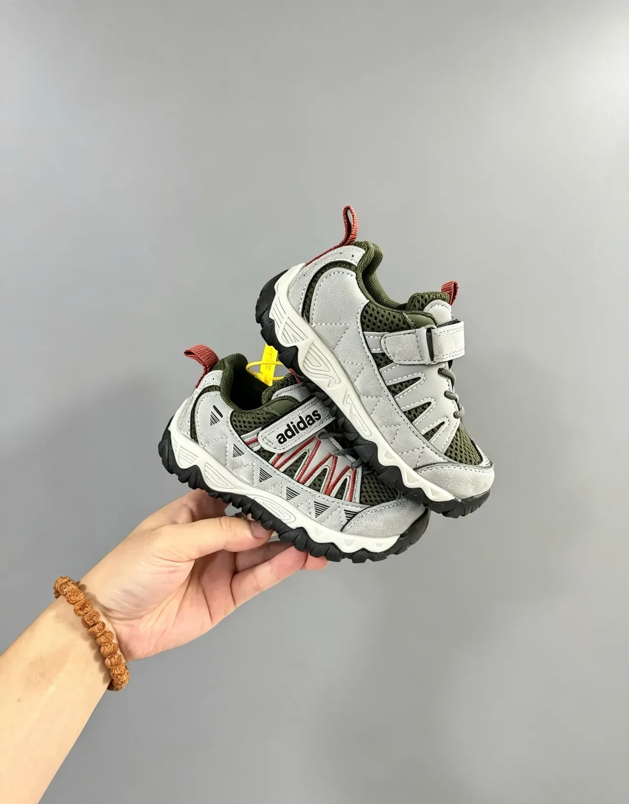 أديداس أطفال بدون أربطة Velcro نمط المسار أسلوب الحياة أحذية رياضية 15