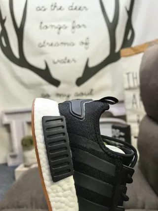 Adidas NMD R1 أبيض أحمر أزرق حذاء رياضي لايف ستايل 3