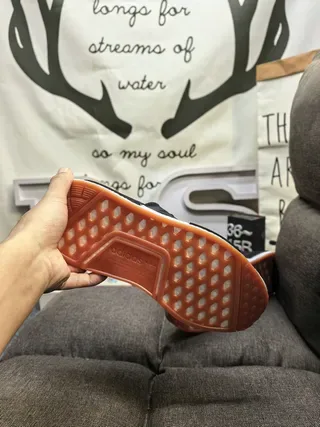Adidas NMD R1 أبيض أحمر أزرق حذاء رياضي لايف ستايل 4
