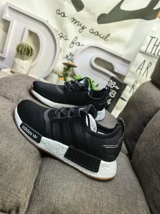 Adidas NMD R1 أبيض أحمر أزرق حذاء رياضي لايف ستايل 7