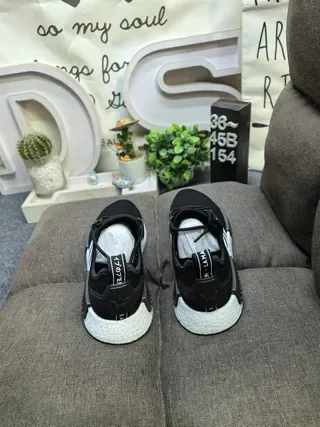 Adidas NMD R1 أبيض أحمر أزرق حذاء رياضي لايف ستايل 18