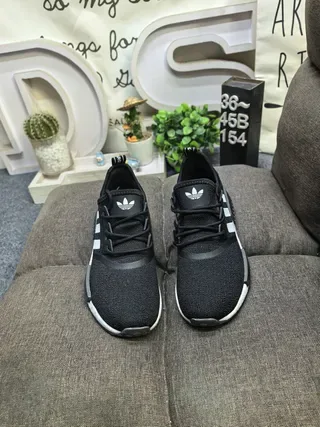 Adidas NMD R1 أبيض أحمر أزرق حذاء رياضي لايف ستايل 20