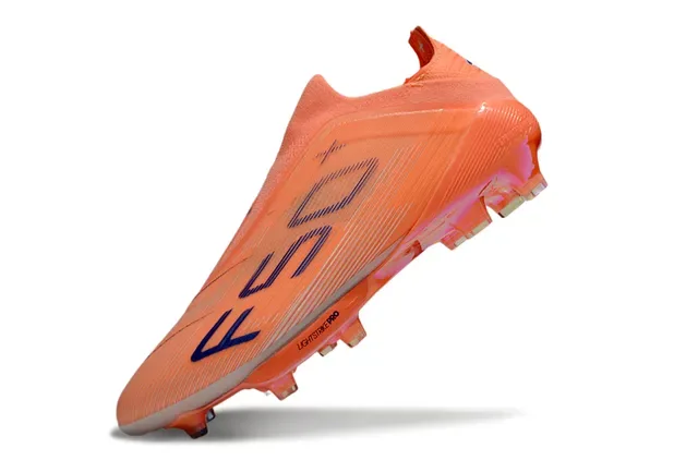 Adidas Chaussures de football orange bleu low-cut sock-fit upper semelle TPU translucide surface ferme 3