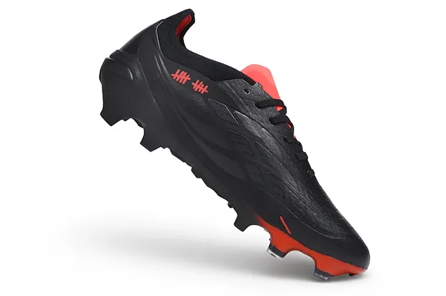 Adidas Predator Preto Vermelho Baixo Corte Botinha Colar Couro Sintético Superior Campo Firme Sapatos de Futebol 2