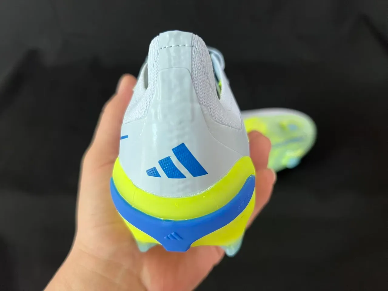 Adidas Predator Nanostrike Zapatos de fútbol para tierra firme 3