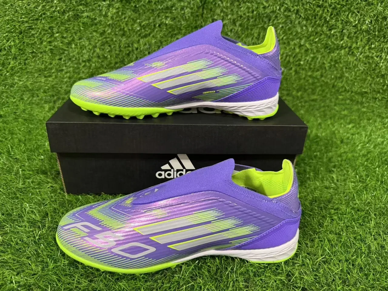 Adidas Purple Green Sock-Fit Collar Iridescent Upper Turf Soccer Shoes 7