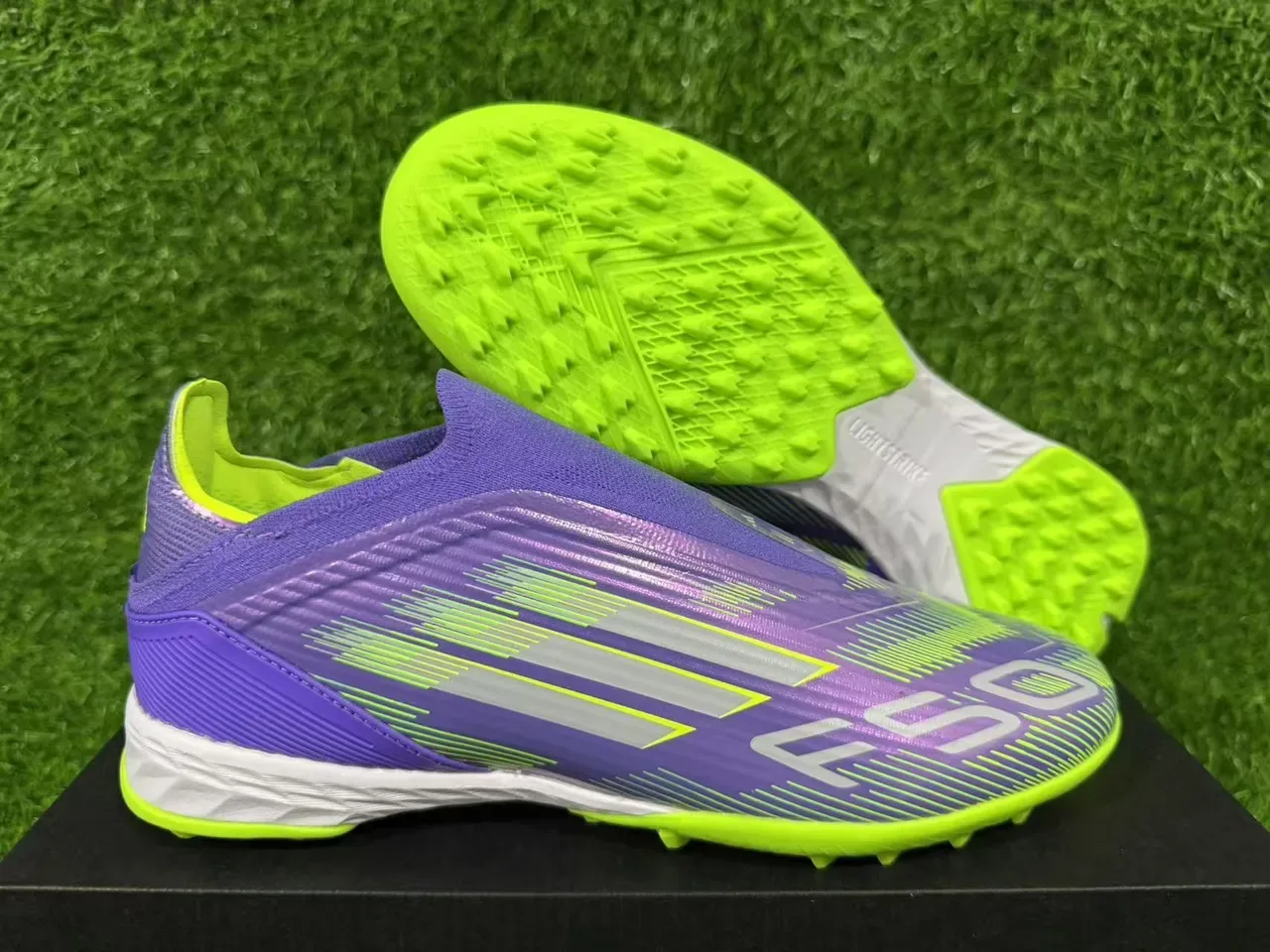 Adidas Purple Green Sock-Fit Collar Iridescent Upper Turf Soccer Shoes 8