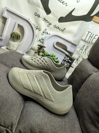 Adidas Zuecos Slip-On de Goma Moldeada Rojo 17
