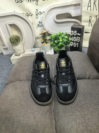 Adidas Samba Black Gold Low-Top Leather Upper Lifestyle Sneakers 10