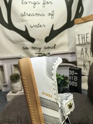 Adidas Samba Gris clair à bordure ondulée T-Strap sneakers lifestyle 3