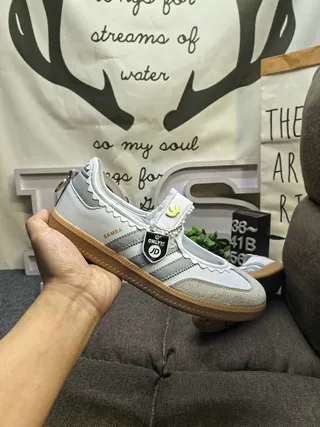 Adidas Samba Gris clair à bordure ondulée T-Strap sneakers lifestyle 5