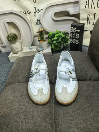 Adidas Samba Gris clair à bordure ondulée T-Strap sneakers lifestyle 10