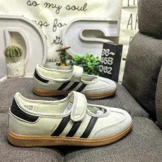 Adidas Samba Off-White وأسود أحذية رياضية أسلوب حياة