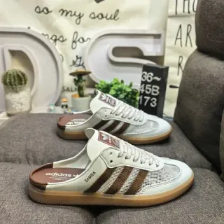 أديداس سامبا أوف وايت و بني Lifestyle Sneakers