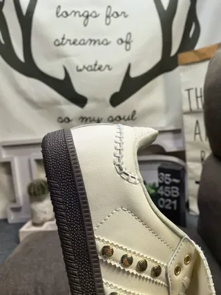Adidas Samba Off-White Chaussures Lifestyle en Cuir 4