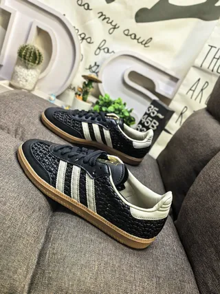 Adidas Samba OG 黑色奶油橡皮生活方式运动鞋 7