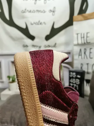 Adidas Samba OG Velours bordeaux et crème Lifestyle Sneakers 4
