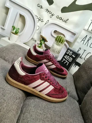 Adidas Samba OG Velours bordeaux et crème Lifestyle Sneakers 9