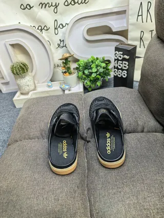 Adidas Samba 编织皮革 黑金橡 乐福鞋 8