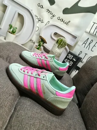 Adidas Spezial Chaussures Lifestyle en Daim Bleu Clair 17
