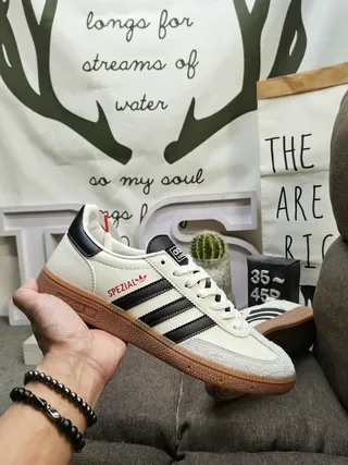 Adidas Spezial Off-White Black Gum लाइफस्टाइल स्नीकर्स 5