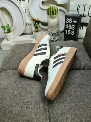 Adidas Spezial Off-White Black Gum लाइफस्टाइल स्नीकर्स 6