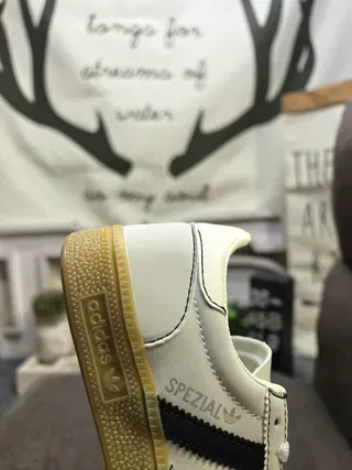 Adidas Spezial Tênis Lifestyle Brancas Pretas Gum 3