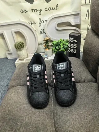 Adidas Superstar Chaussures lifestyle noir et rose 10