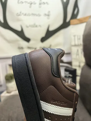 Adidas Superstar Tênis Lifestyle Marrom e Branco 3