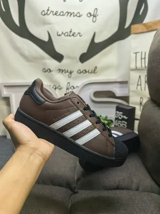 Adidas Superstar Tênis Lifestyle Marrom e Branco 5