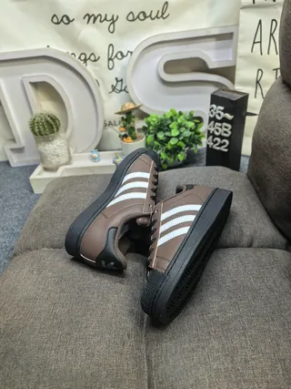 Adidas Superstar Tênis Lifestyle Marrom e Branco 6