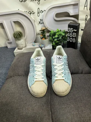 Adidas Superstar أحذية رياضية أسلوبية أزرق رمادي من الجلد المخملي 10