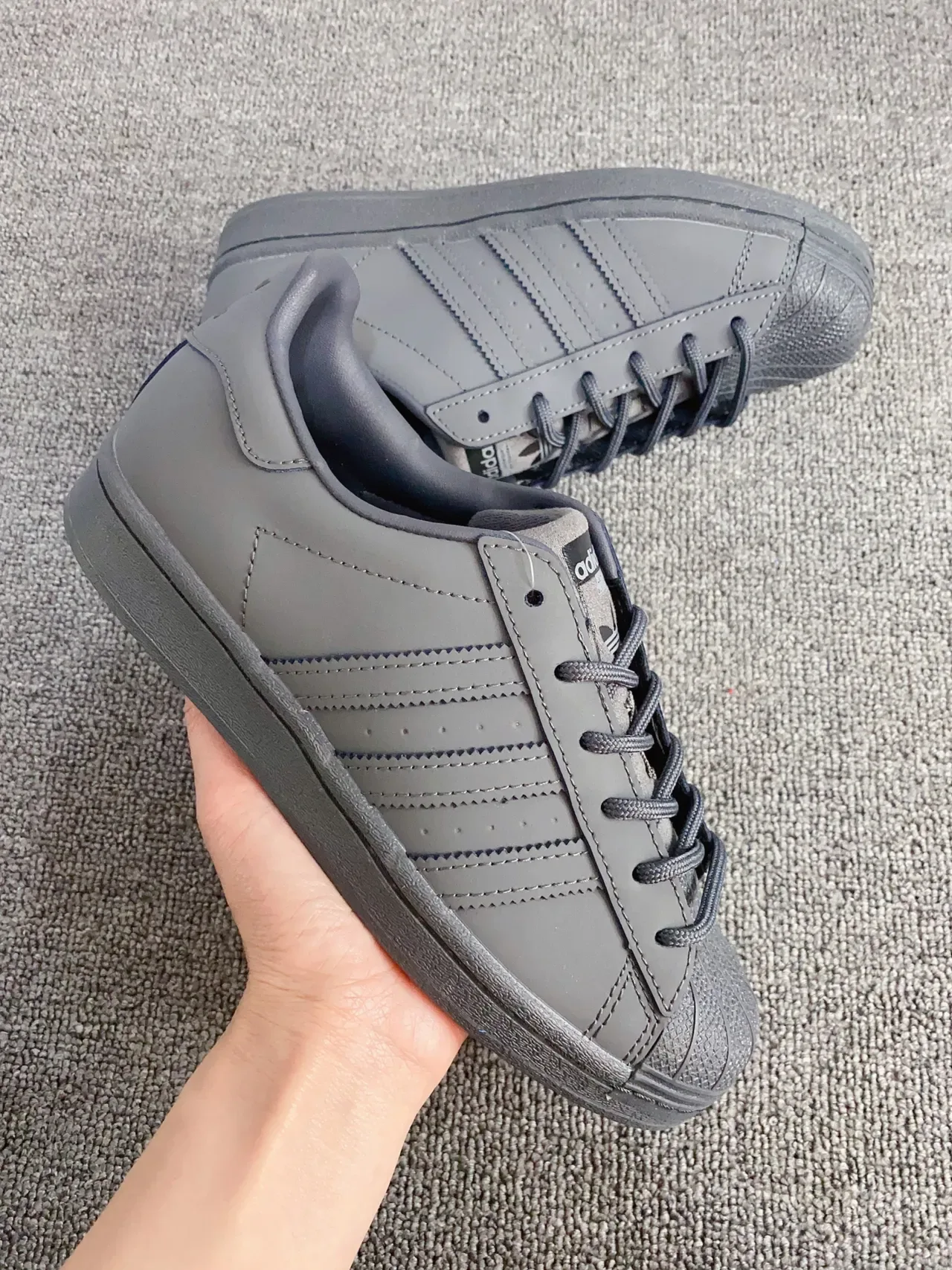 Adidas Superstar Monocromático Cinza Escuro Tênis Lifestyle 2