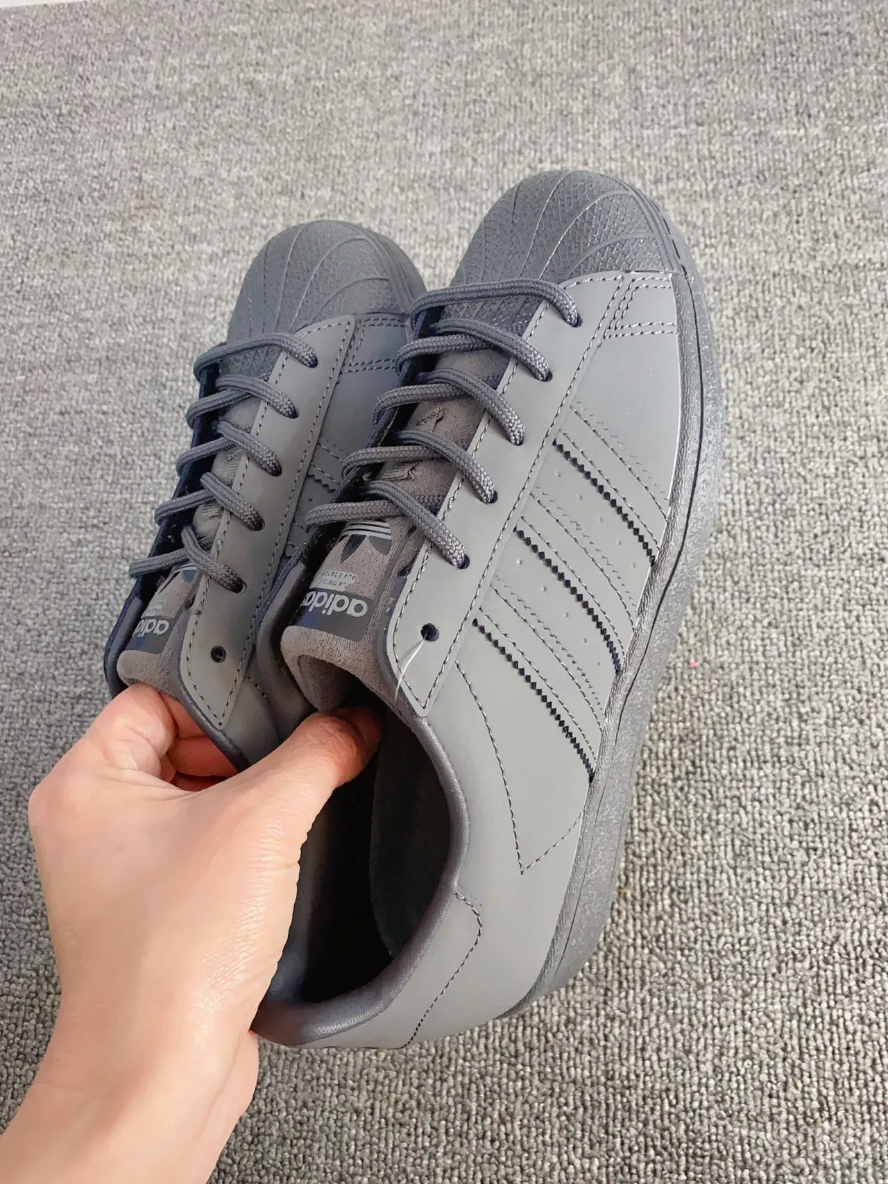 Adidas Superstar Monocromático Cinza Escuro Tênis Lifestyle 7