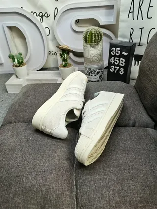 Adidas Superstar Off-White Tênis Lifestyle de Corduroy 6
