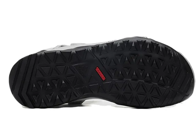 Adidas TERREX رمادي وأسود صنادل كاجوال 2