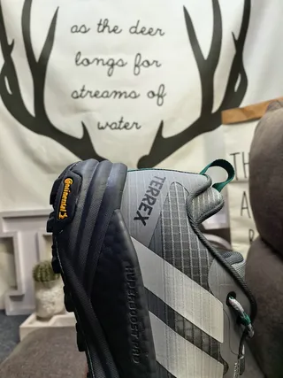 Adidas Terrex Cinza Verde Silhueta GORE-TEX Impermeável Tênis running 3