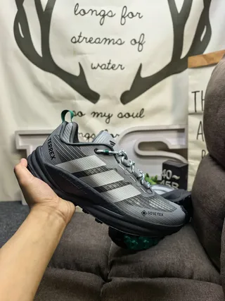 Adidas Terrex Cinza Verde Silhueta GORE-TEX Impermeável Tênis running 5
